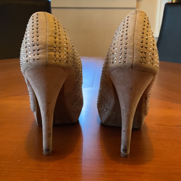 Olsenboye gray stilettos covered with rhinestones - Picture 4 of 10